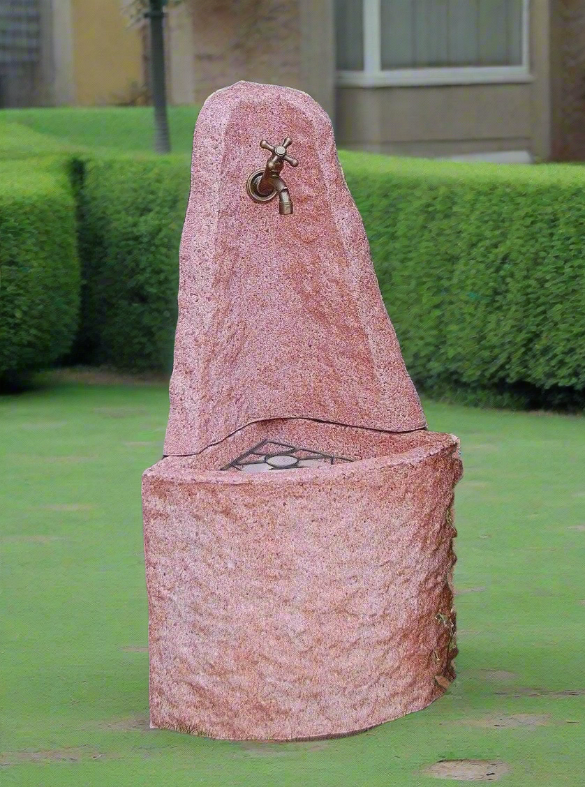 FONTANA ROCCIA ANGOLARE